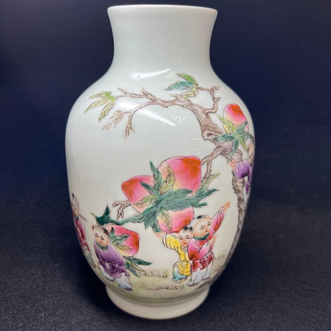 専用　中国美術　粉彩唐子人物画花瓶　高さ約20.5㎝　東Y8-0312⑧タルオル