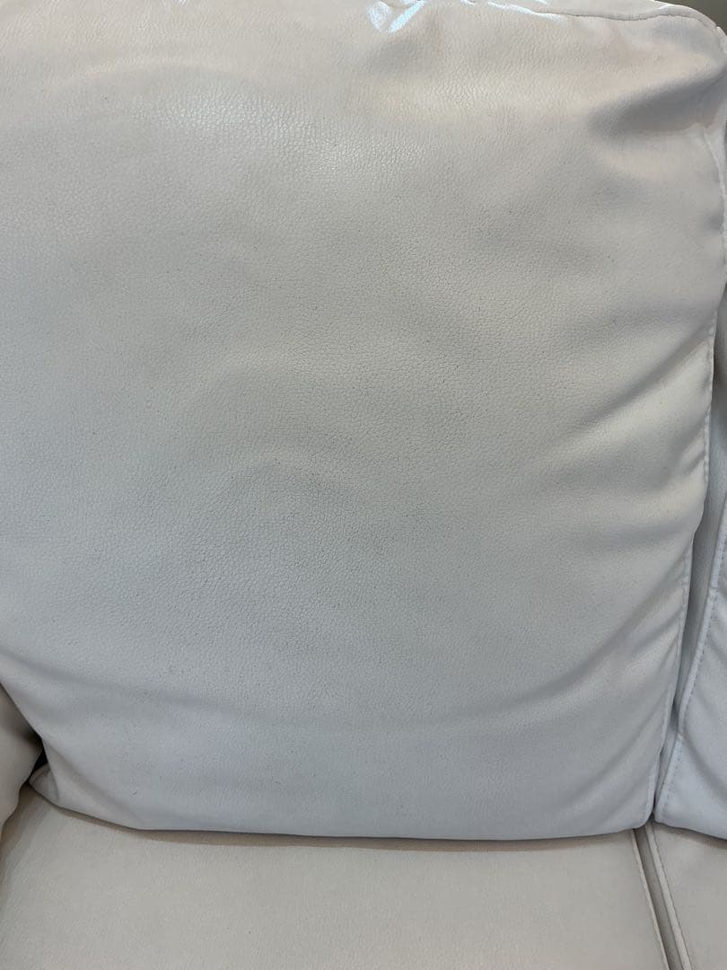 【中古】送料込み　ニトリ　2人掛け　ソファ　合皮　白　たのメル便