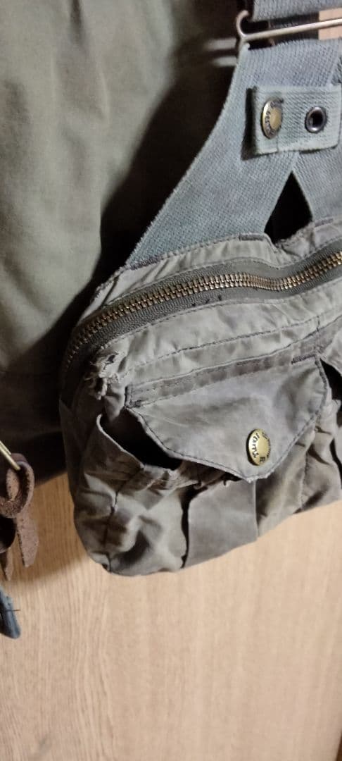 フィルソン　FILSON　ベスト　トラウト