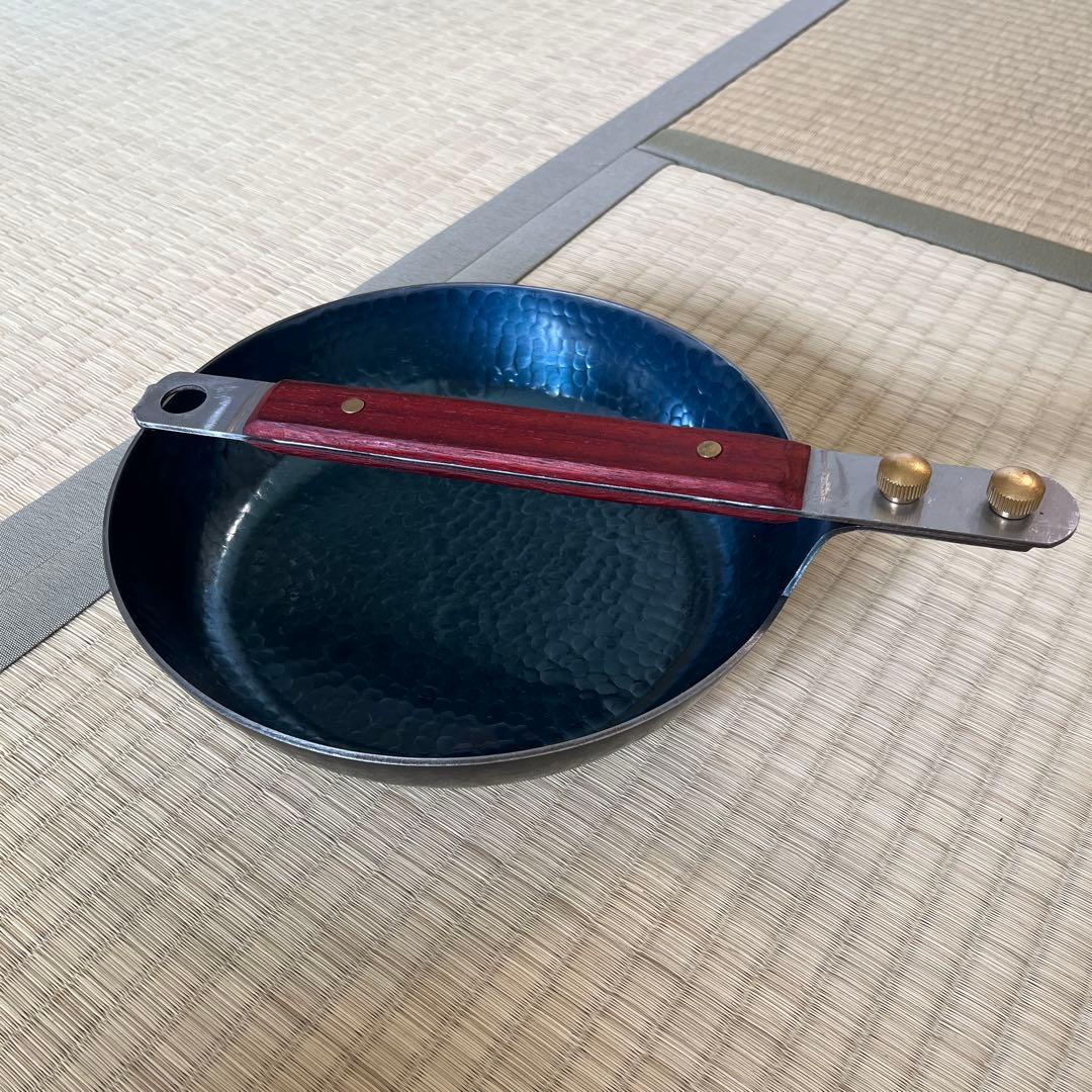 職人手作り　鉄フライパン　アウトドア　キャンプ用