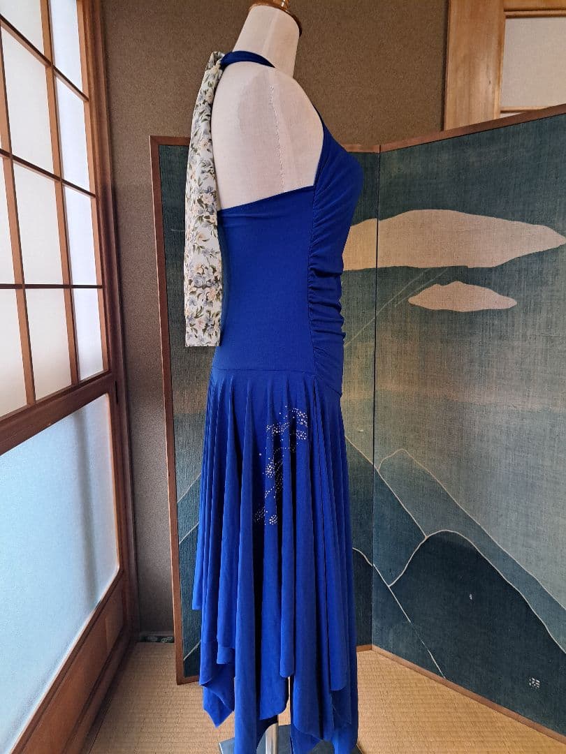 青色ビジュー装飾ラテンドレス