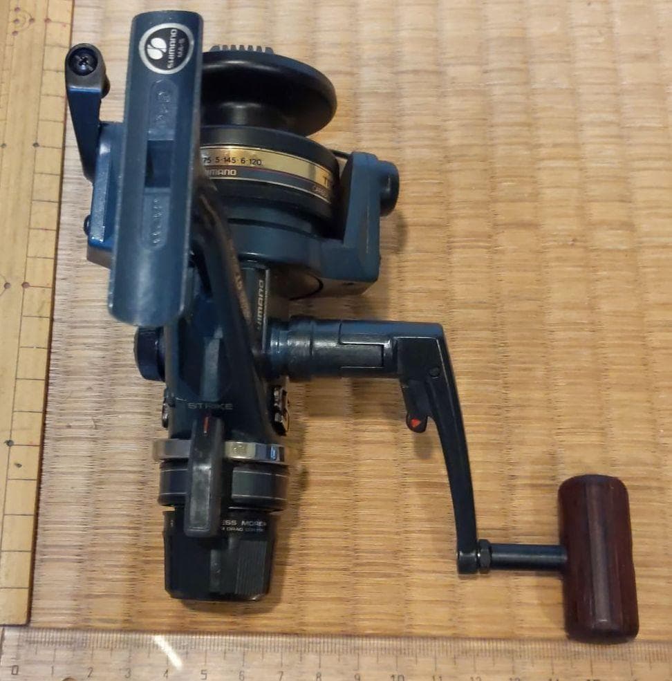 リール e522002titan LeverDrag GT3000