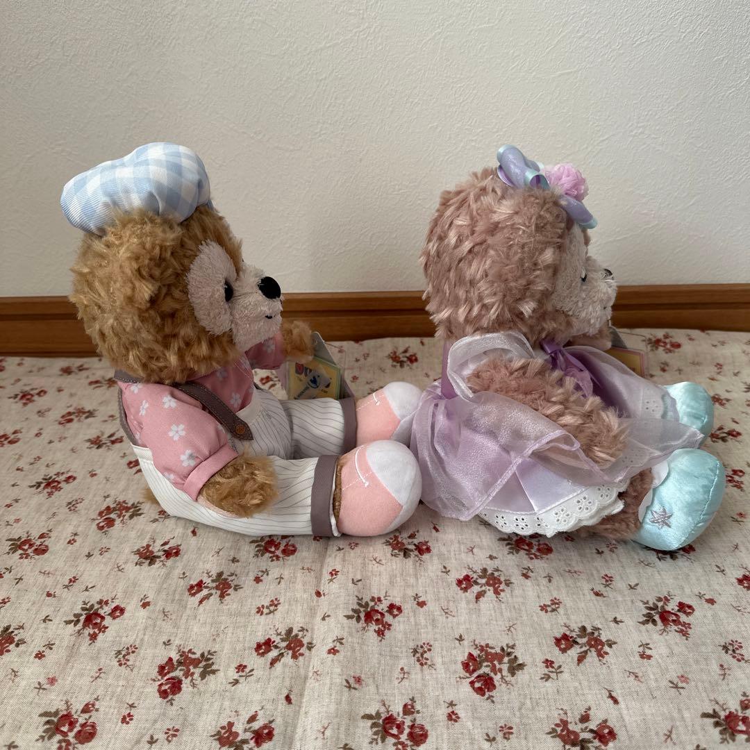 上海ディズニー❤️春日　ダッフィー　シェリーメイぬいぐるみss