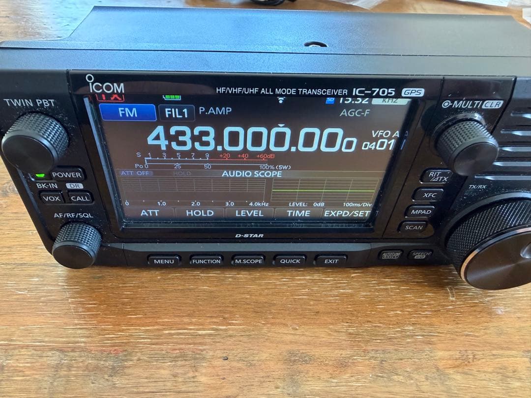 ICOM オールモードトランシーバー　IC-705