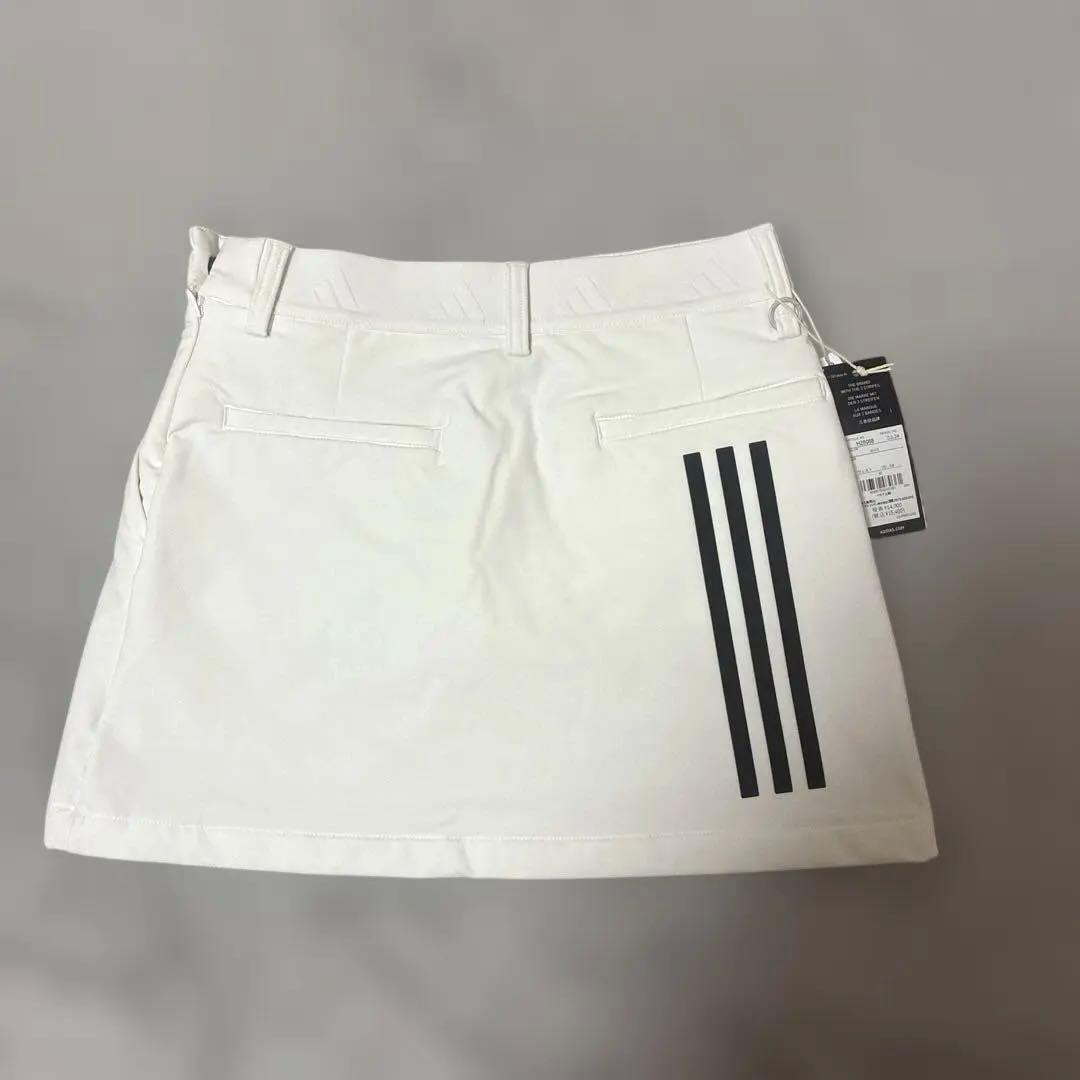 【新品半額】定2.8万！アディダス ゴルフセットアップ M 白✨ダンボールニット