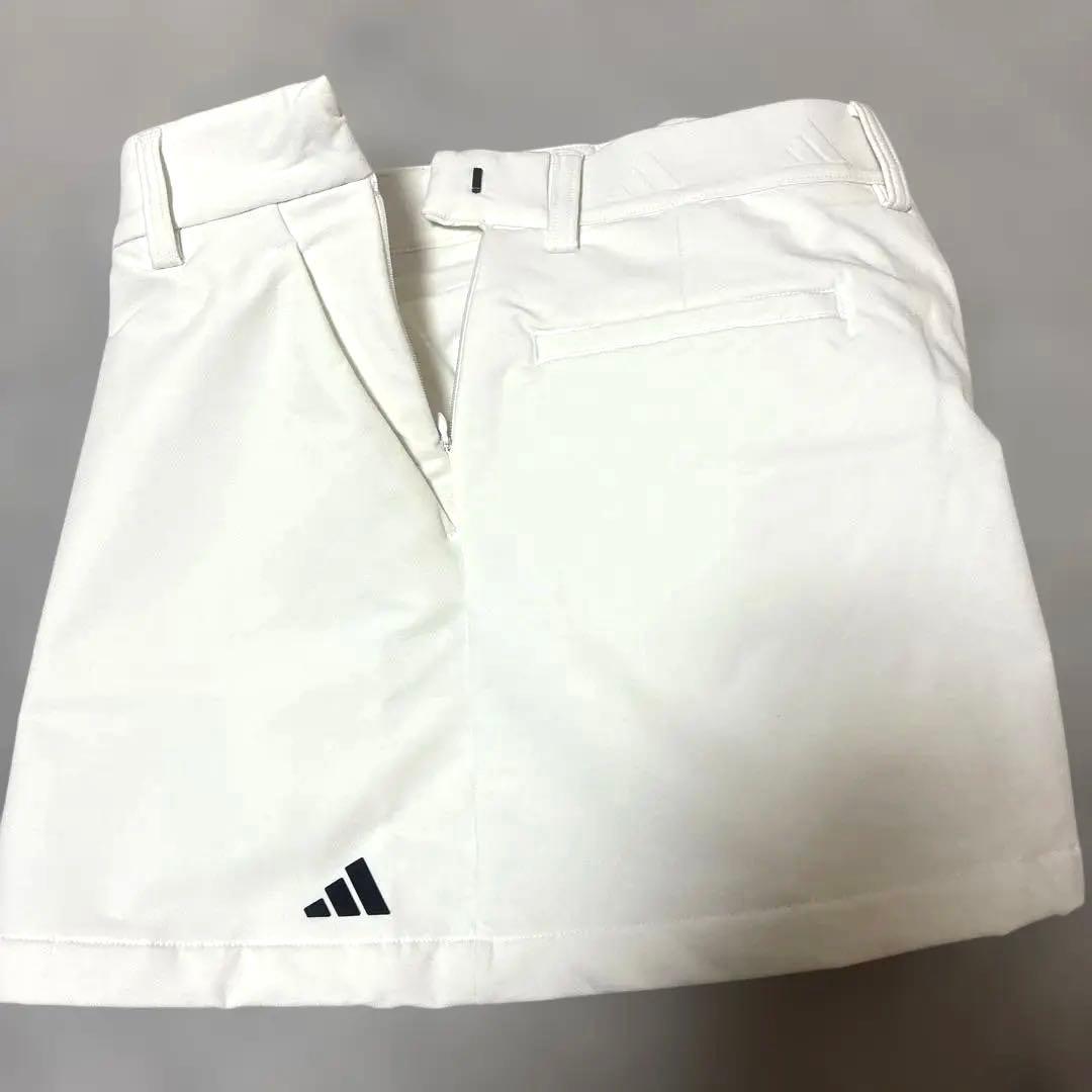 【新品半額】定2.8万！アディダス ゴルフセットアップ M 白✨ダンボールニット