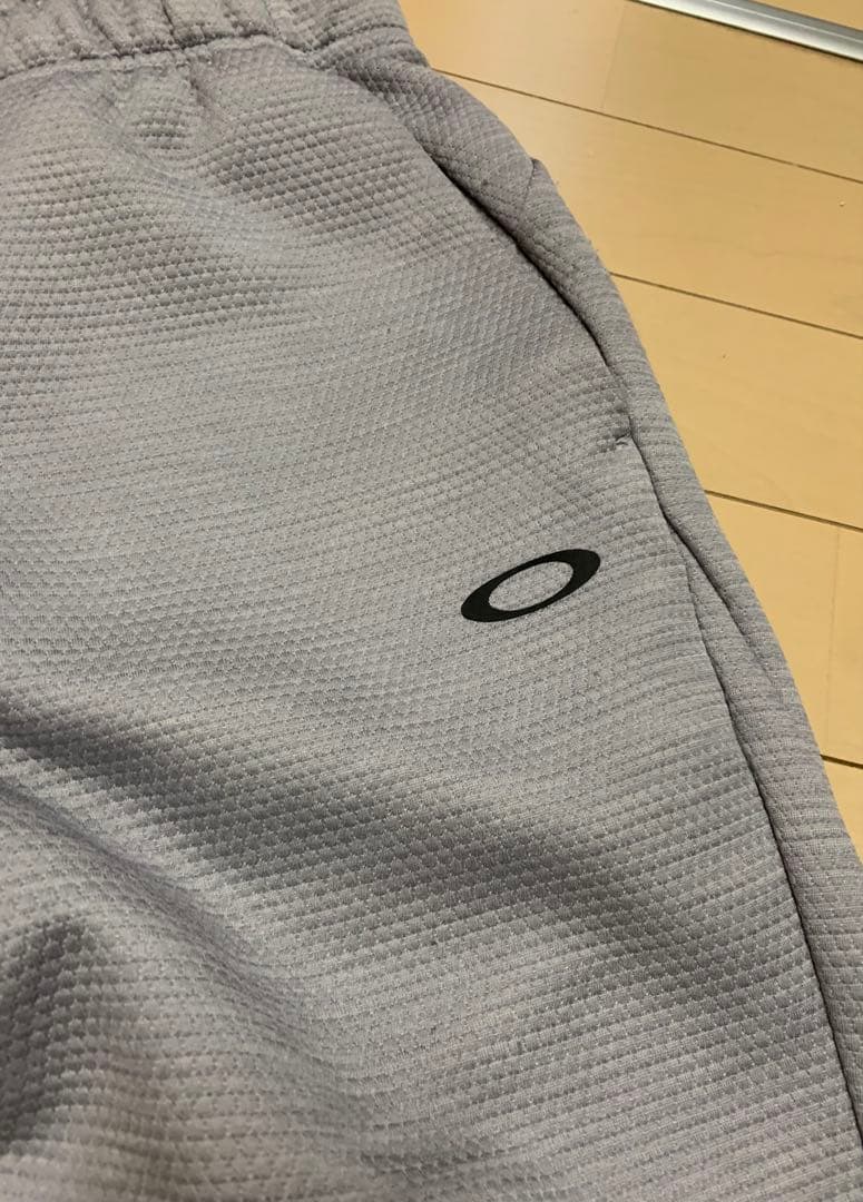 メンズ　OAKLEY オークリー　セットアップ 上下セット　ジョガーパンツ