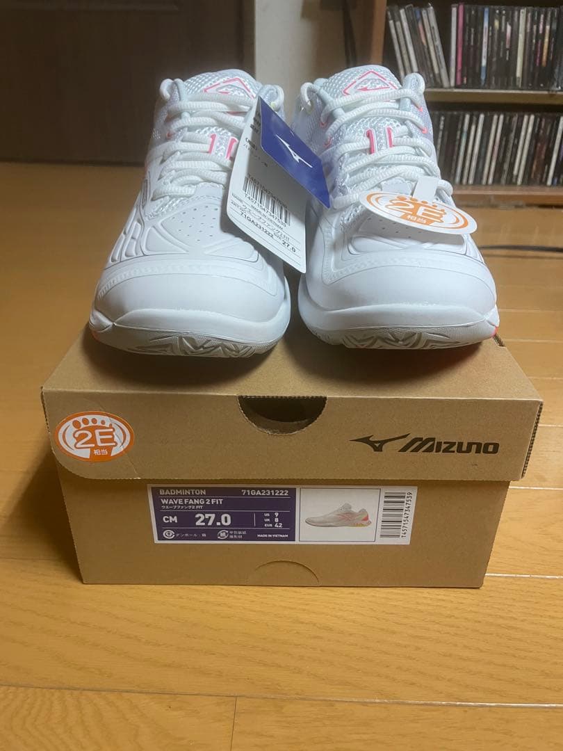 M ena　ミズノ　wavefang2fit 27cm 新品