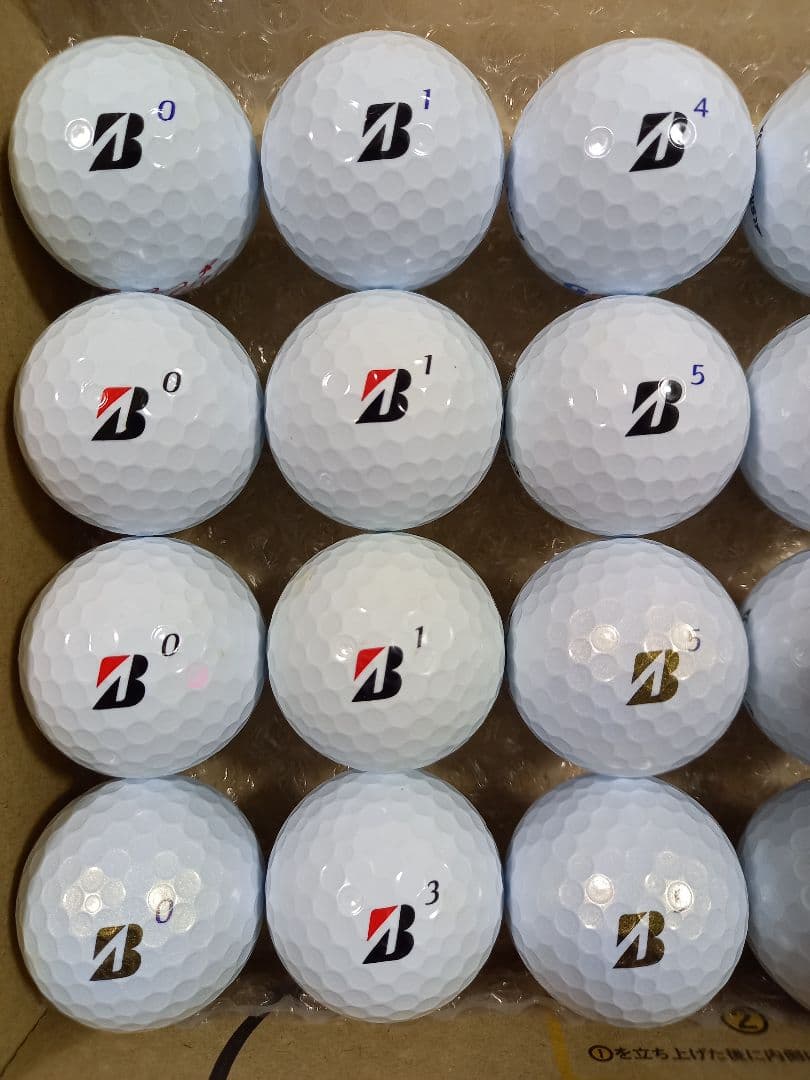 美品ブリヂストンTOUR B XS ロストボール　24球