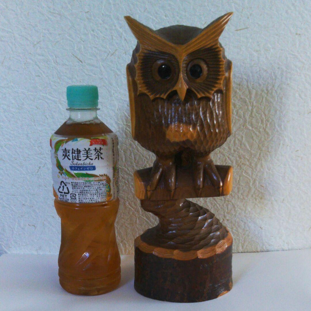ふくろうの置き物　①