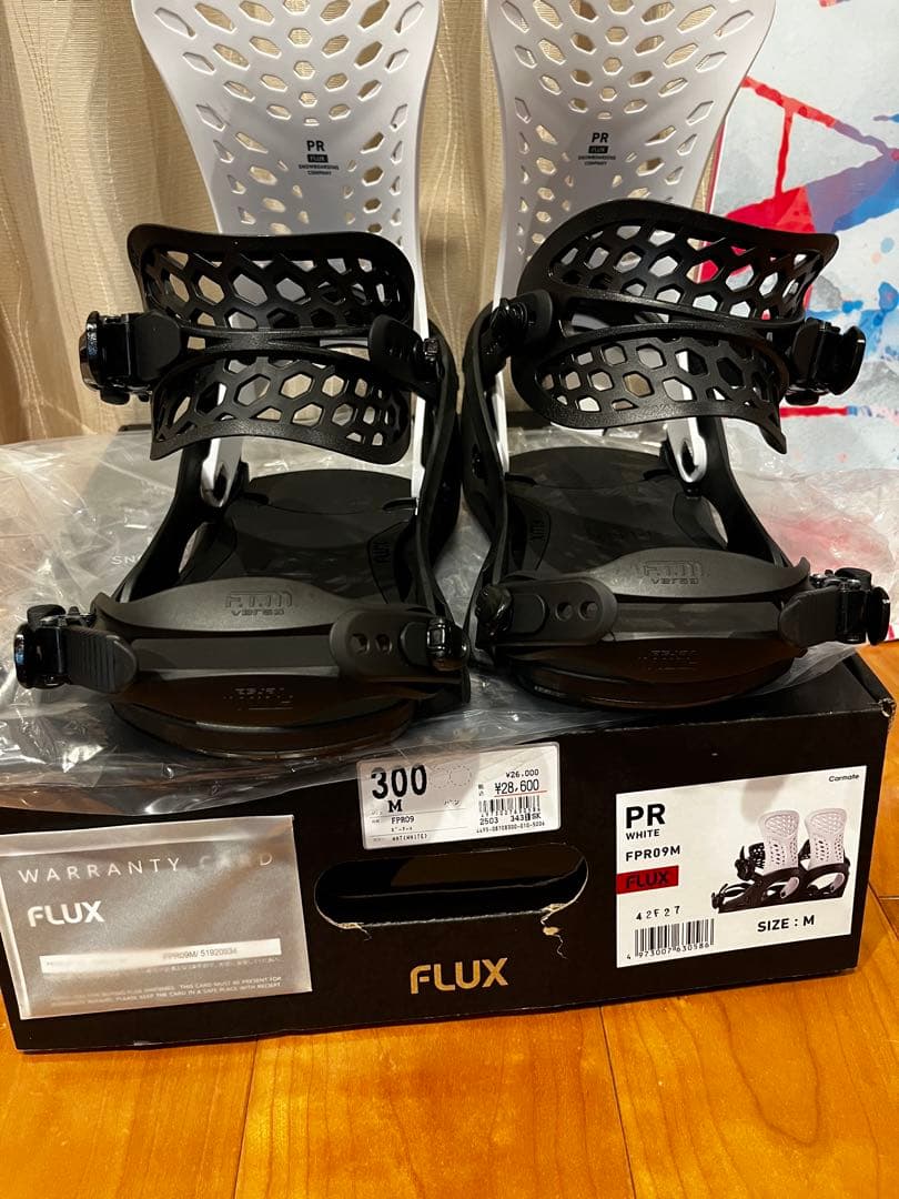 新品2点セット　バインFLUX 板ARBN 142cm レディース　スノーボード