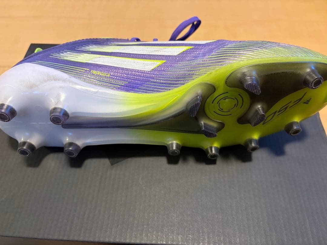 F50 エリートAG 25.5cm