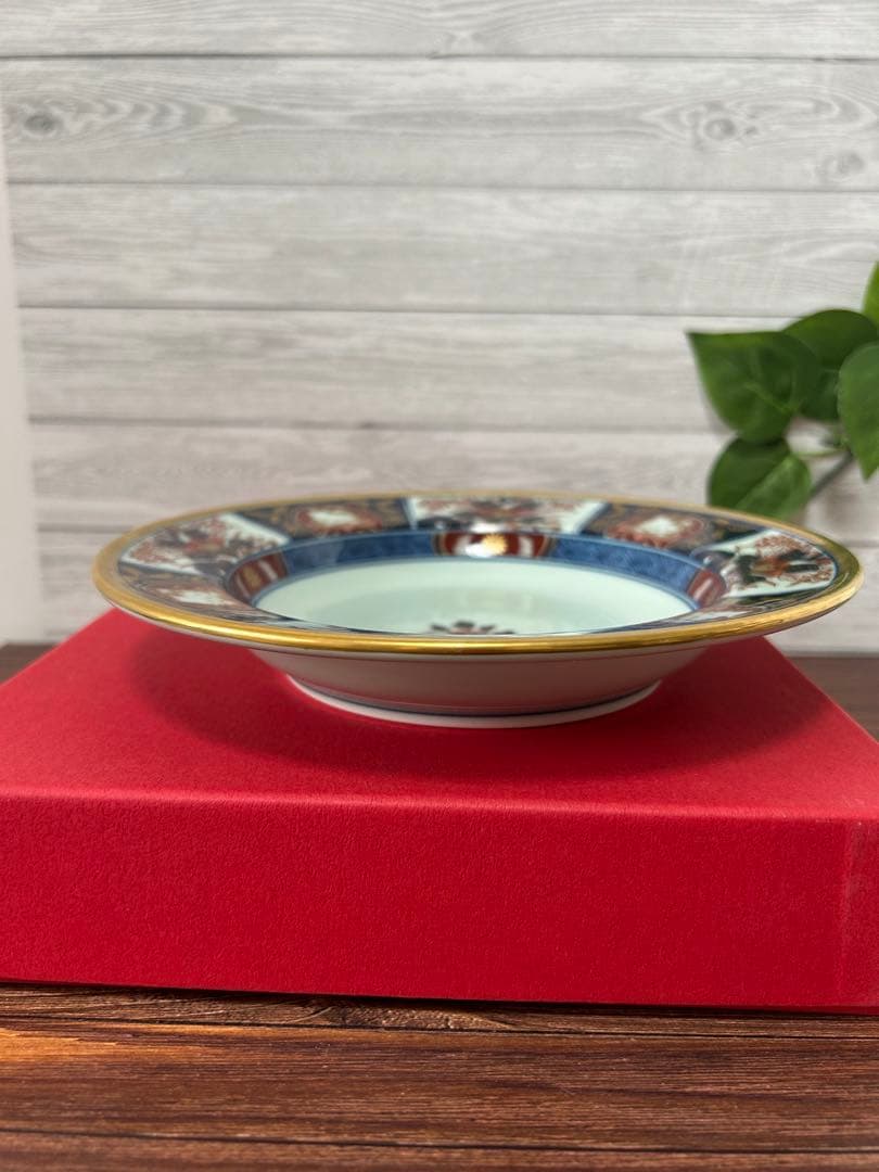 有田焼×ハローキティ　古伊万里柄金彩牡丹 深皿(スープ皿) 箱あり