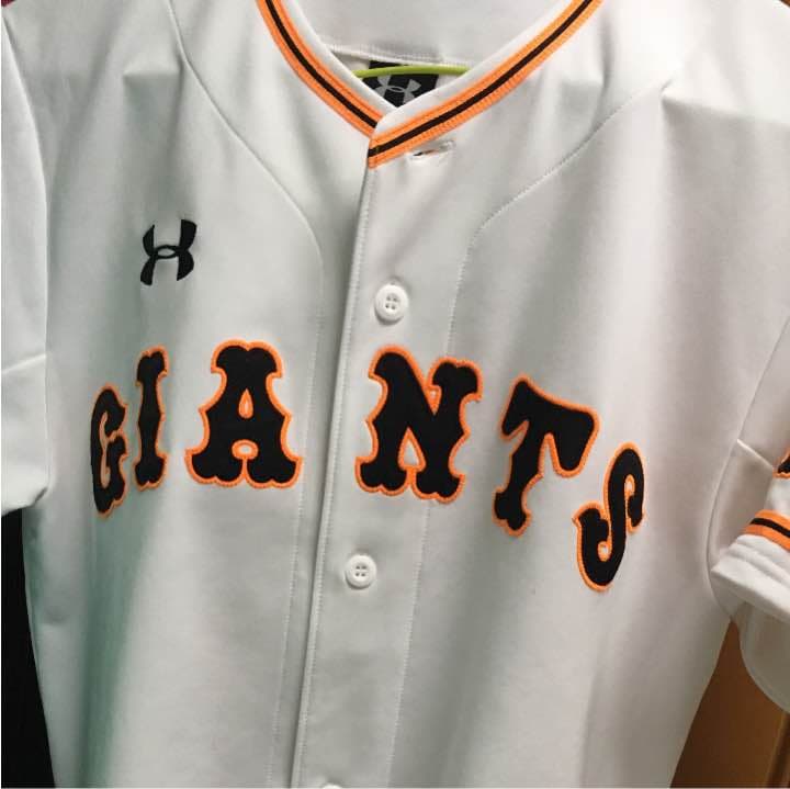 片岡治大ユニフォーム