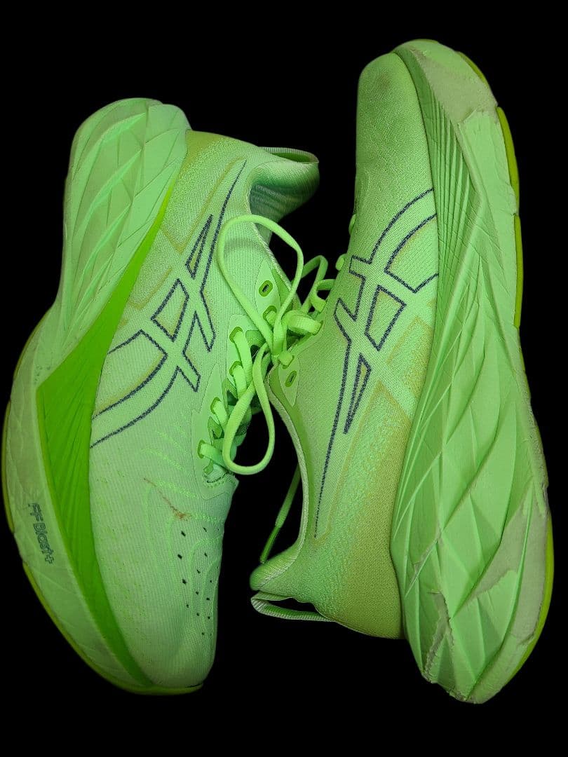 ASICS ノヴァブラスト4 蛍光グリーン 28㎝ アシックス