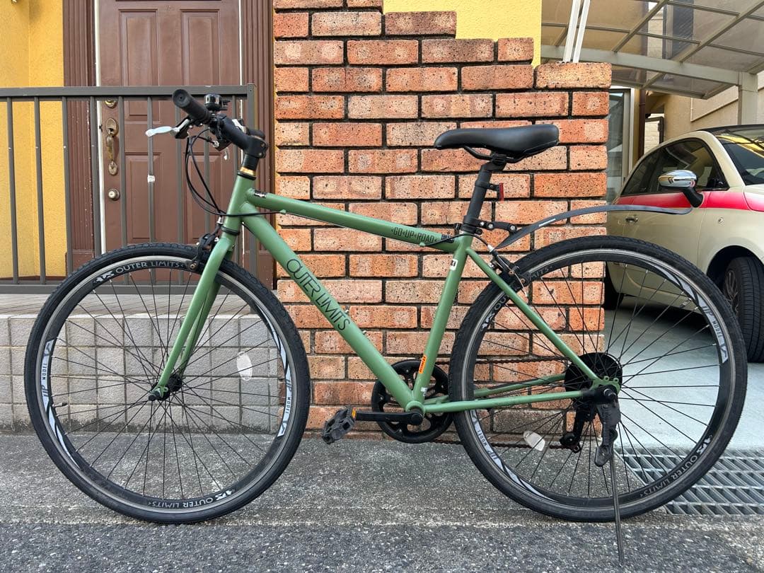 兵庫県神戸市より！アウターリミッツ自転車　クロスバイクです。