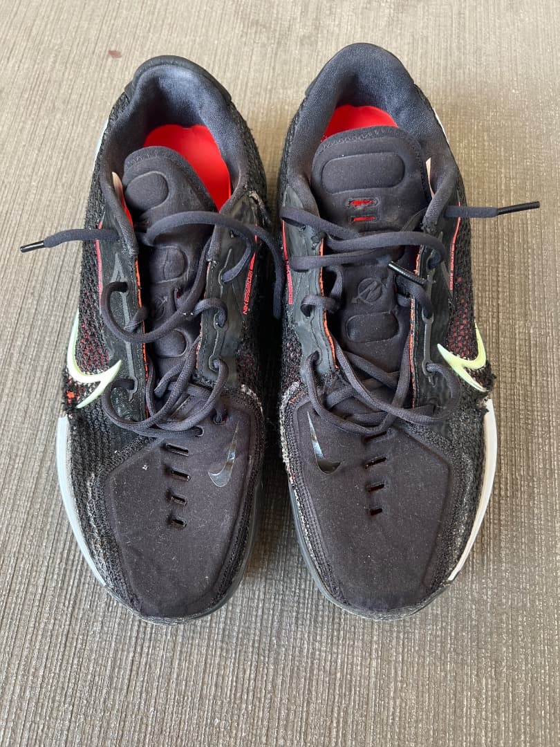 シューズ(男性用) Nike GT Cut