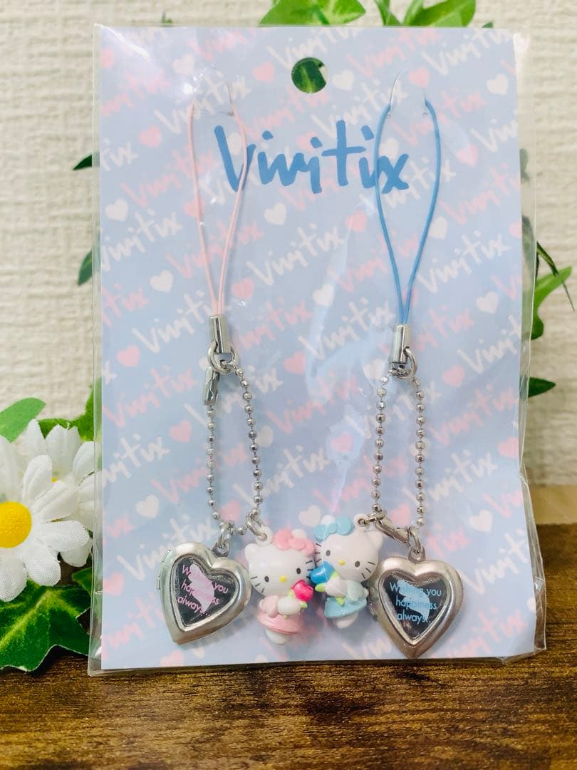 【激レア】ハローキティ　Vivitix エンジェル　天使　ペアストラップ　希少