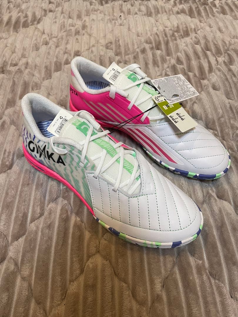 シューズ KIPSTA GINKA PRO FUTSAL 24.5