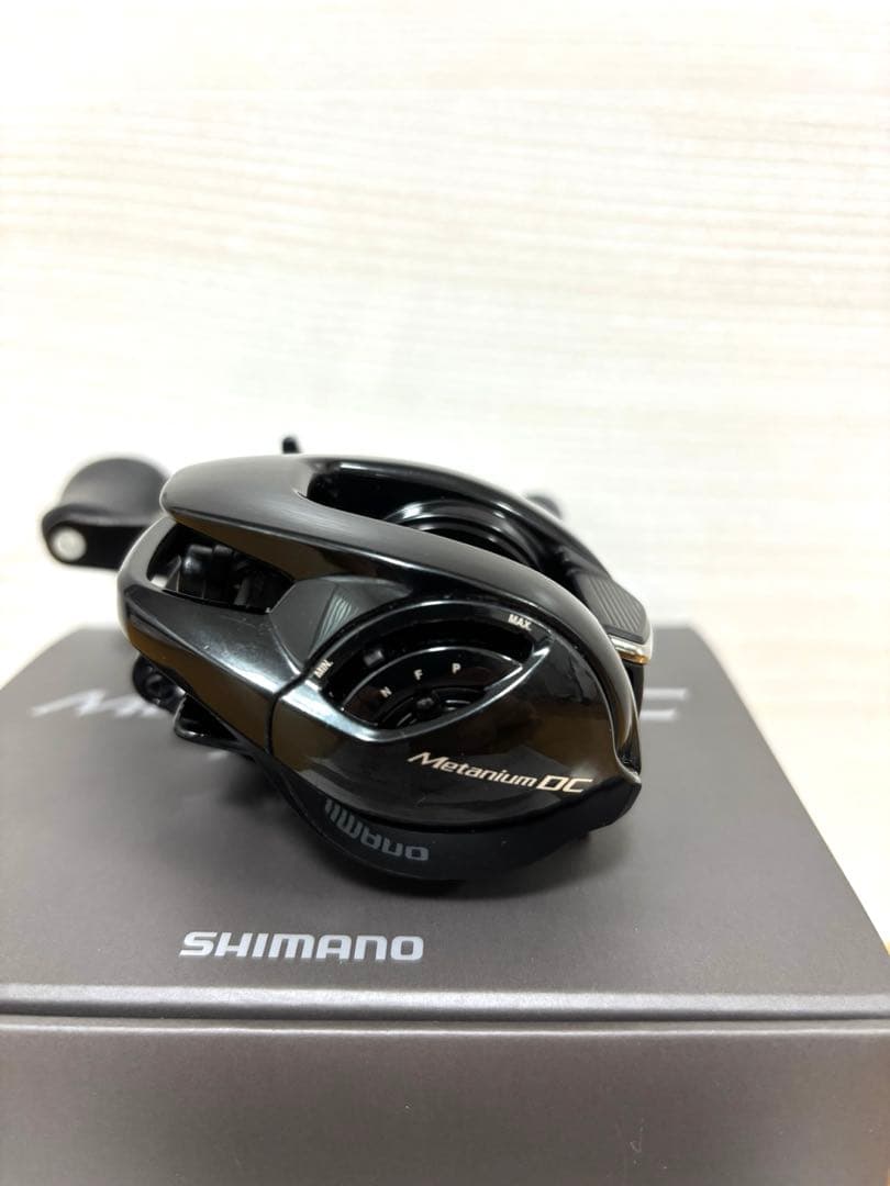 【格安】SHIMANO 24 メタニウム DC 70 XG 右ハンドル