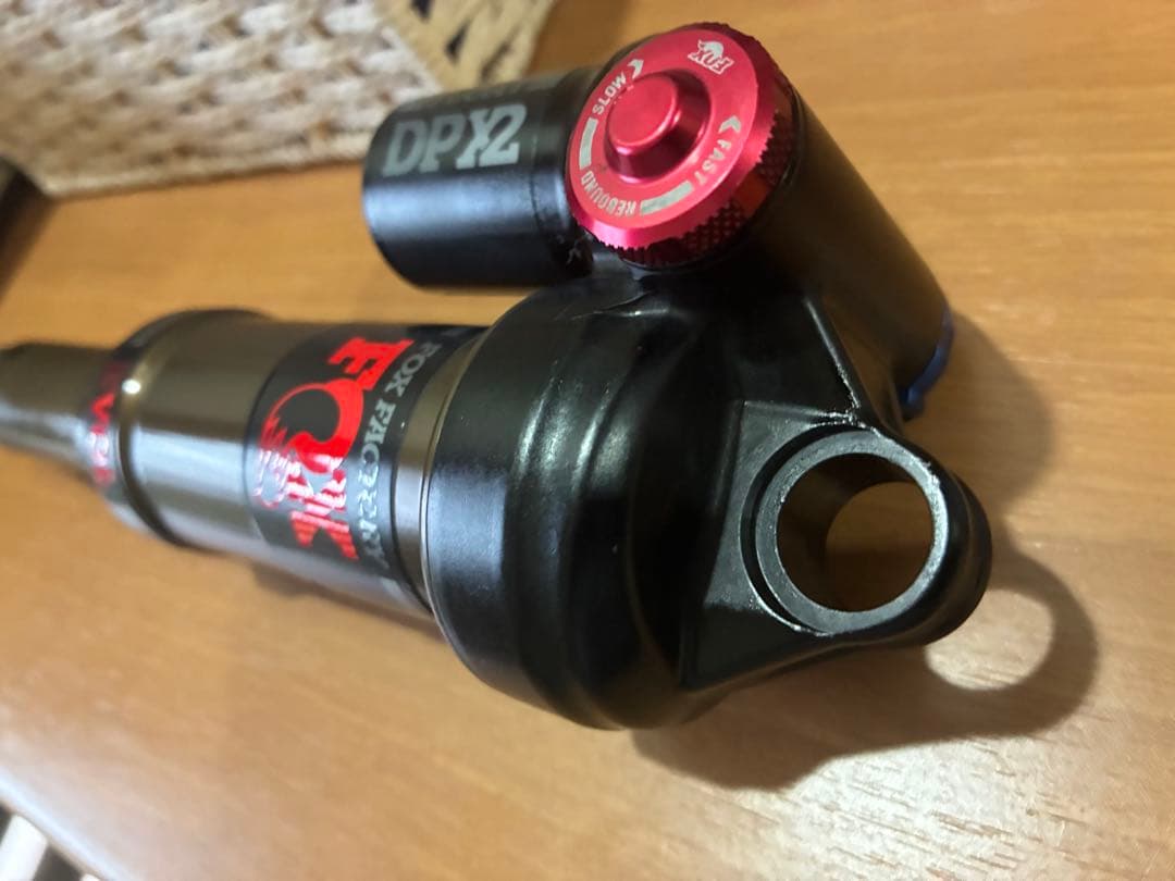 FOX FLOAT DPX2 リアサスペンション　210x50