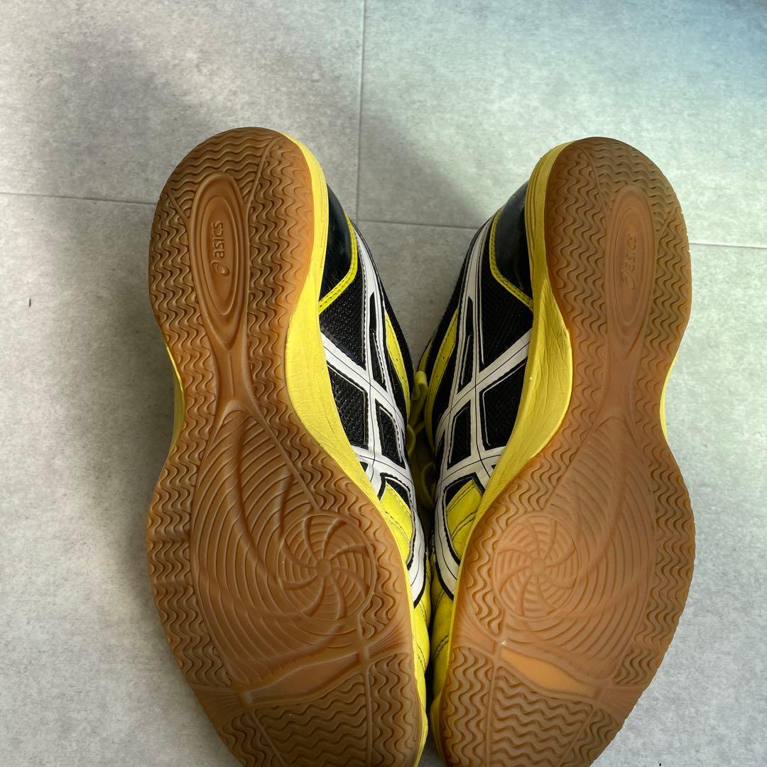 ASICS CALCETTO フットサルシューズ　27cm ￼