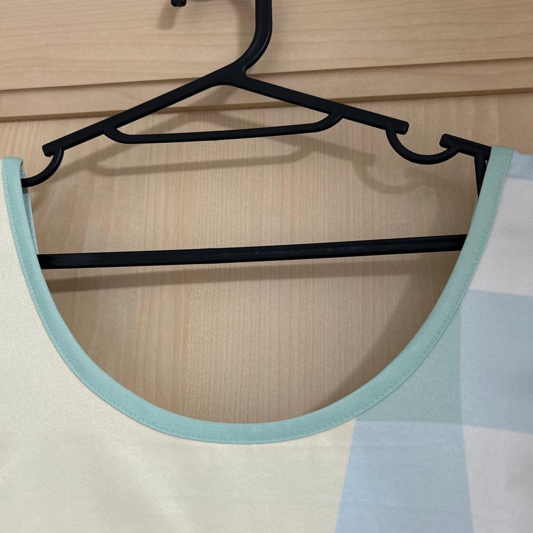 フレーベル館　アンパンマンエプロン　保育士