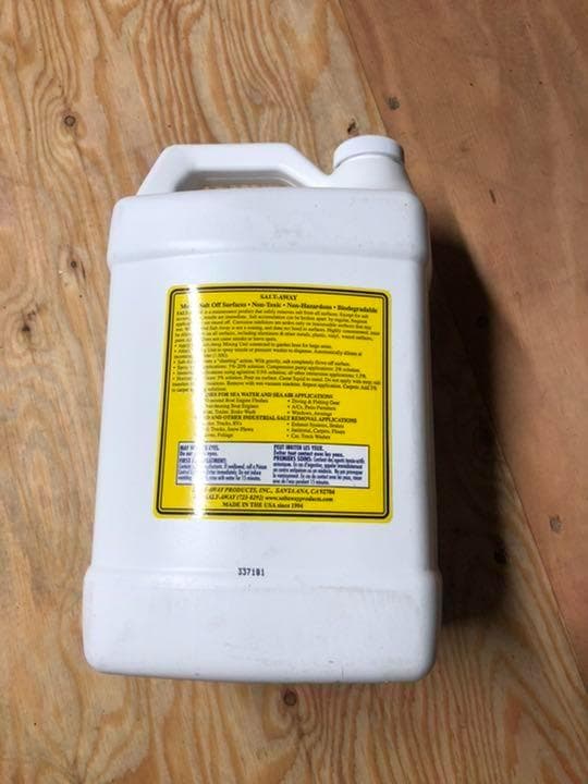 釣り具・船・ジェットなどに　塩害腐食防止剤　ソルトアウェイ　原液 3784mL