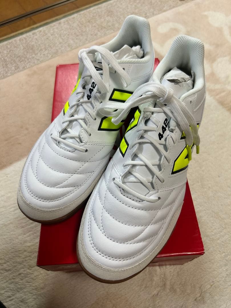 サッカーシューズ 442 ホワイト/イエロー　new balance