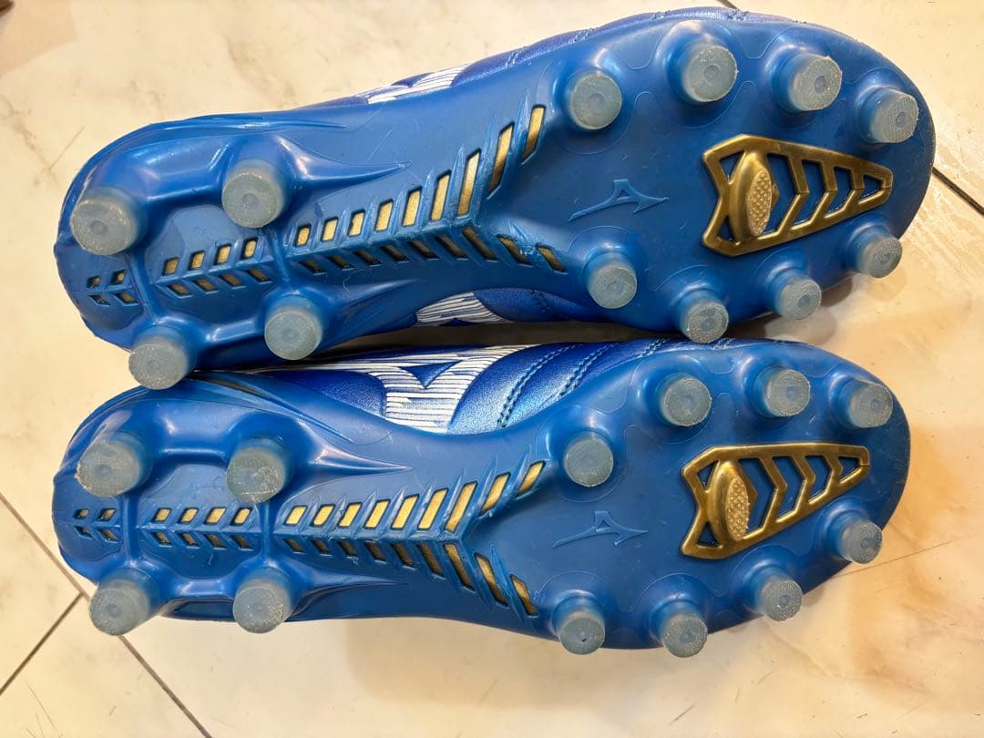 お値下げ中！早い者勝ち！Mizuno サッカーシューズ 青 スパイク22.0cm