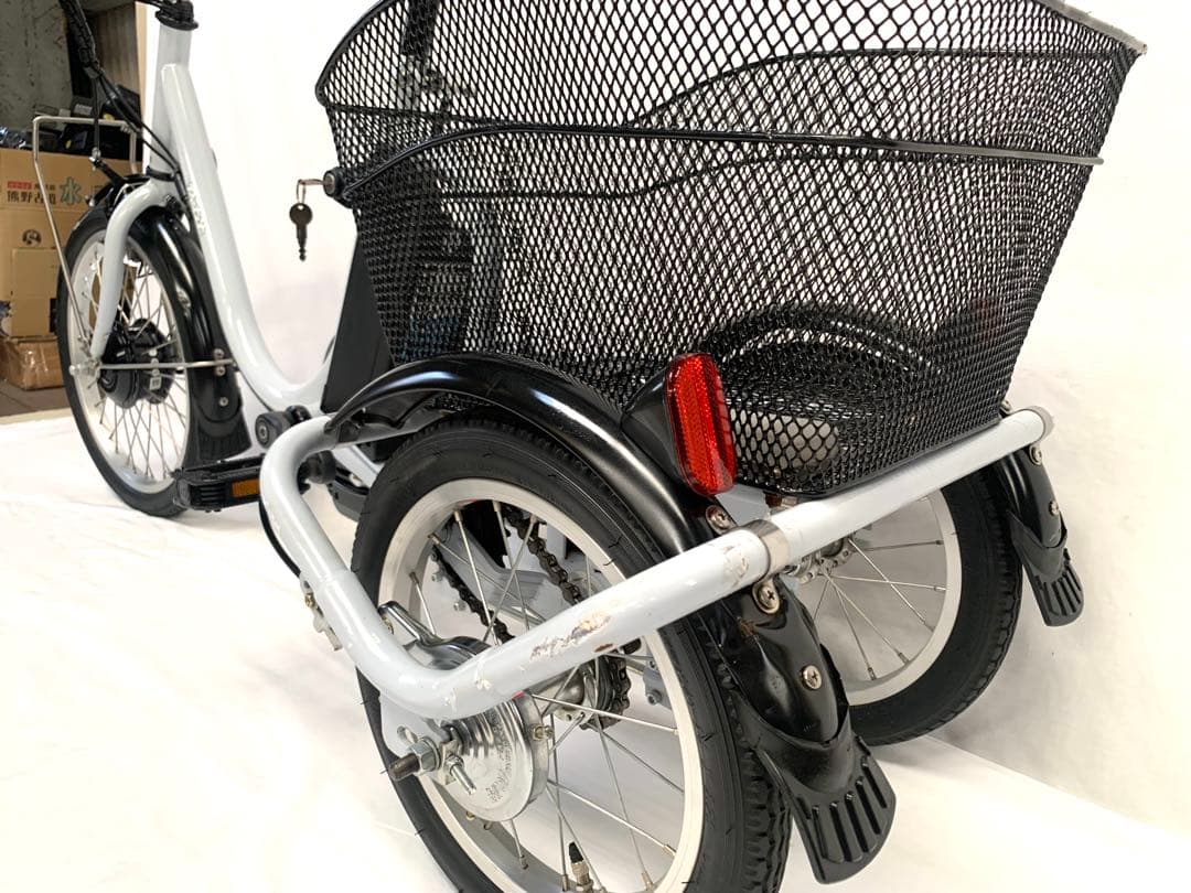 【即乘】送料無料 Petit 電動アシスト三輪自転車内3速 18-14動作確認済