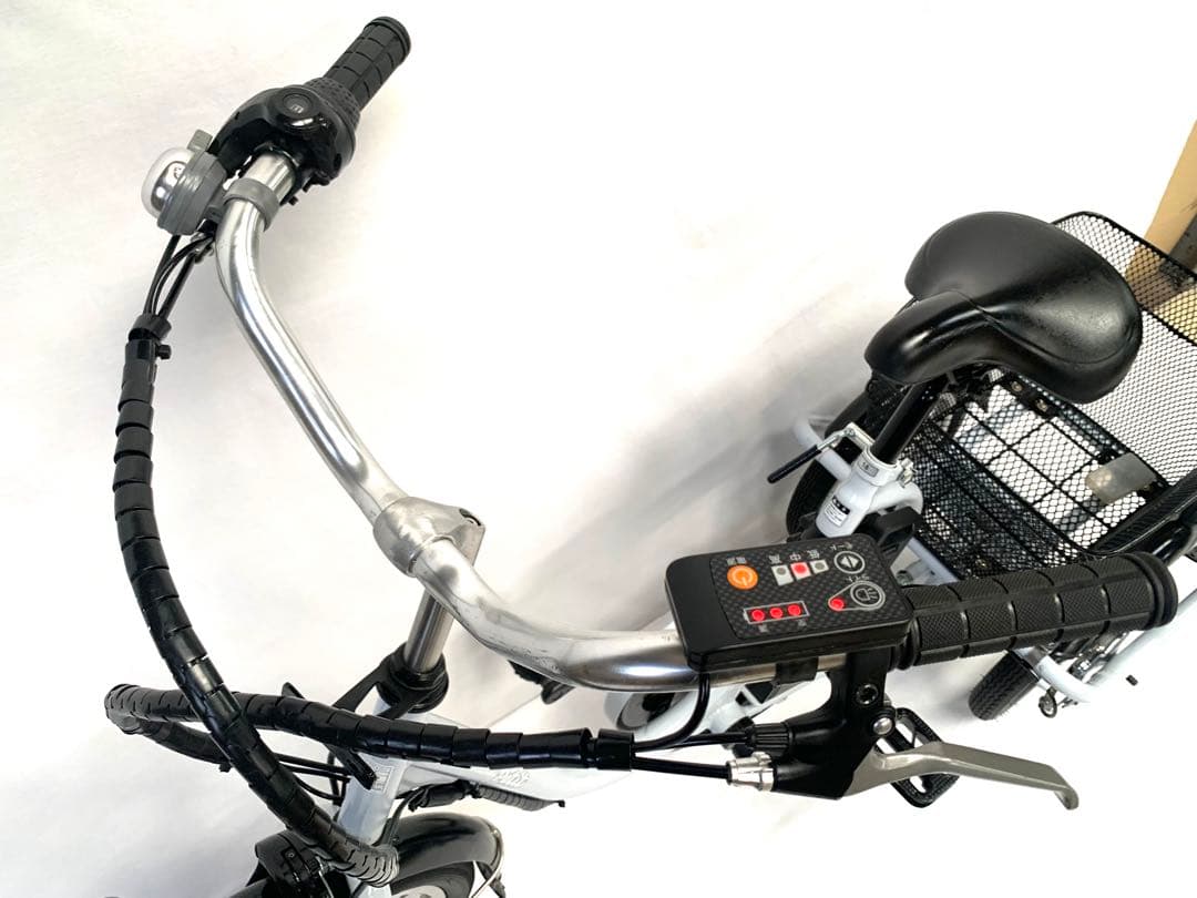 【即乘】送料無料 Petit 電動アシスト三輪自転車内3速 18-14動作確認済