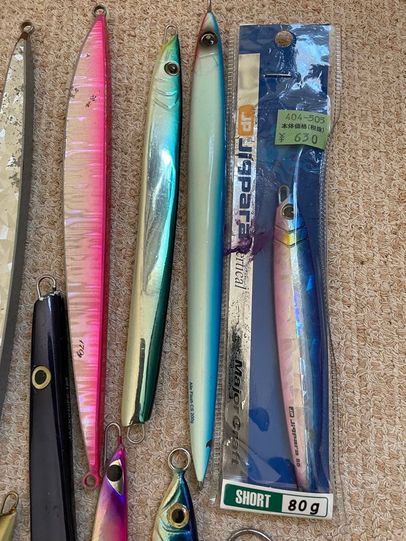 メタルジグ　アシストフック　釣用具