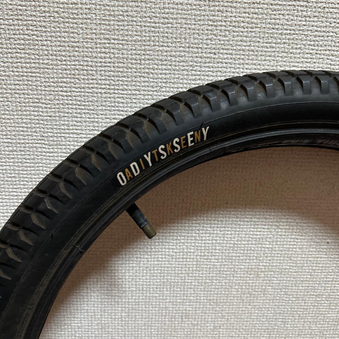 bmx Odyssey タイヤ