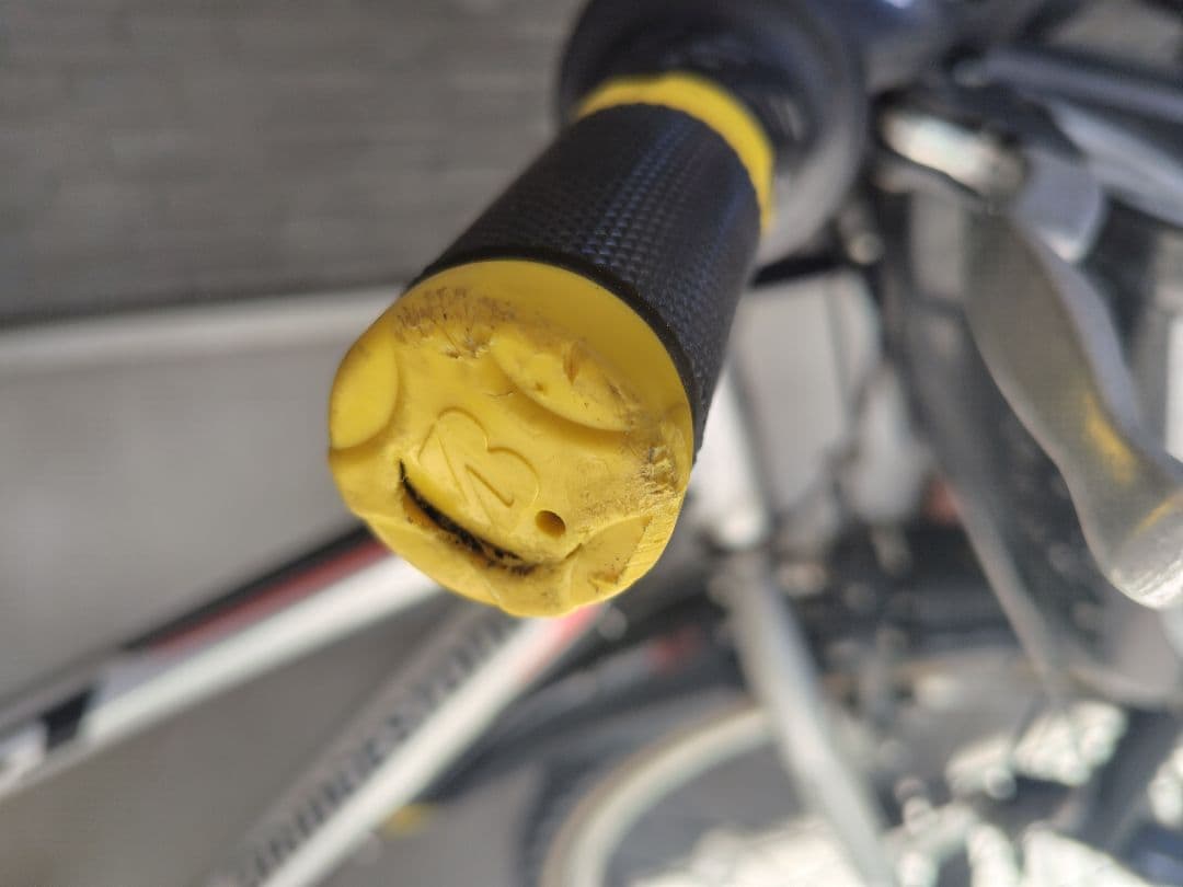【引取限定 横浜市】20インチ ブリヂストン クロスファイヤージュニア
