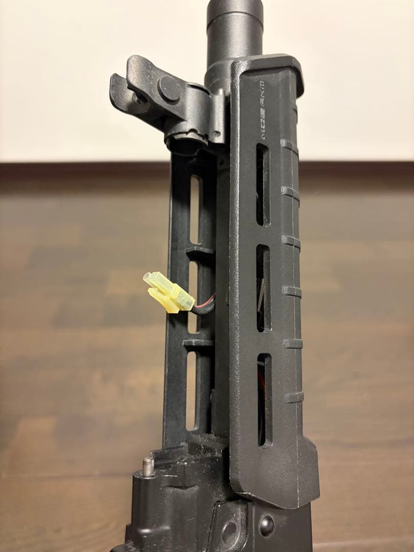 【訳あり】東京マルイ 次世代電動ガン AKs74u