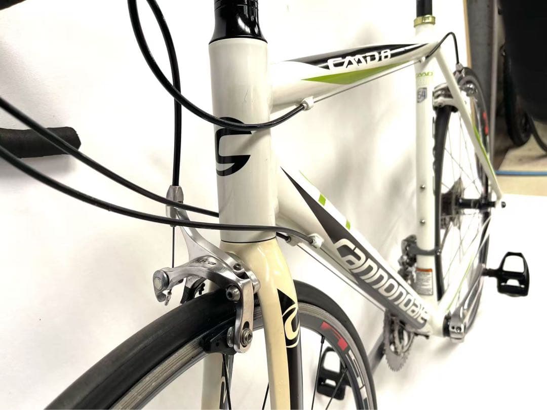 即乘 送料無料Cannondaleロードバイク CAAD8超軽量9.2キロ20速