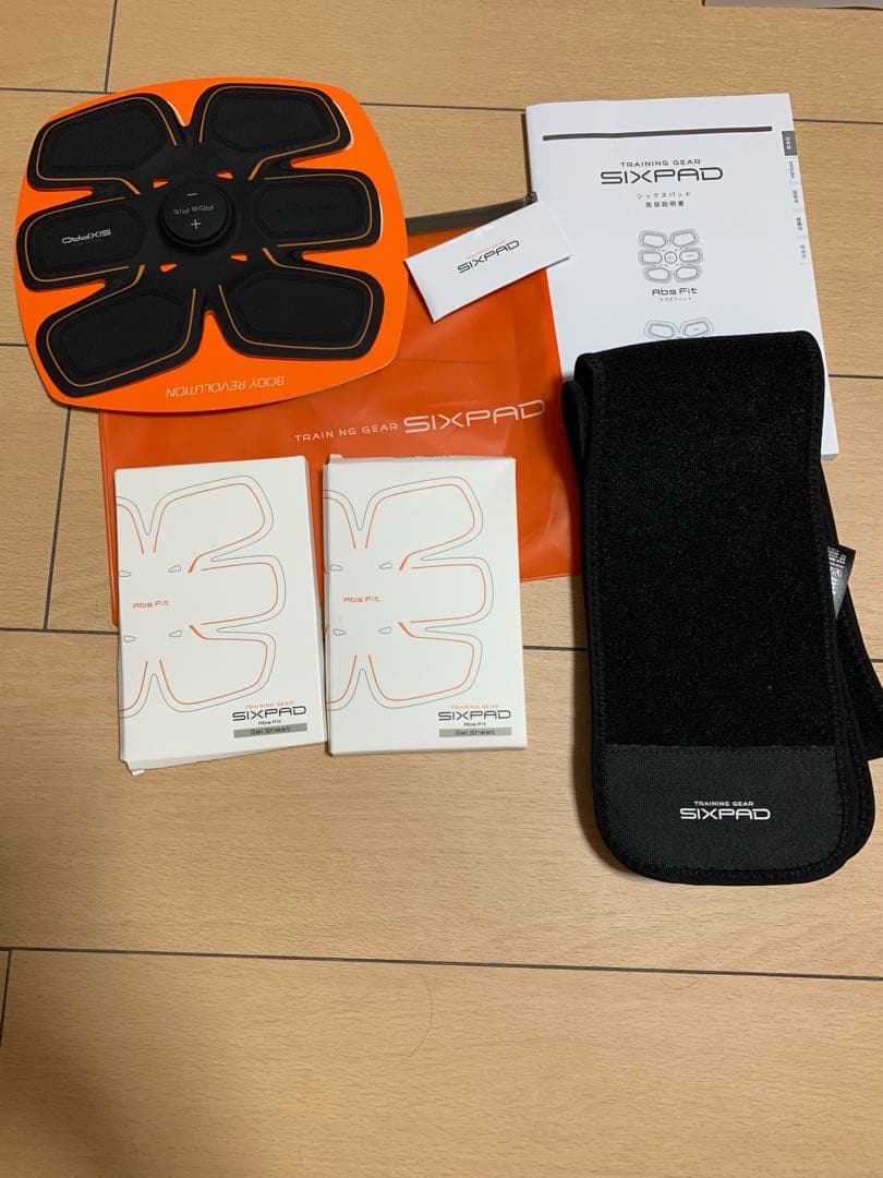 abs fit.body fit×2.各固定ベルト、ゲルシート、予備電池