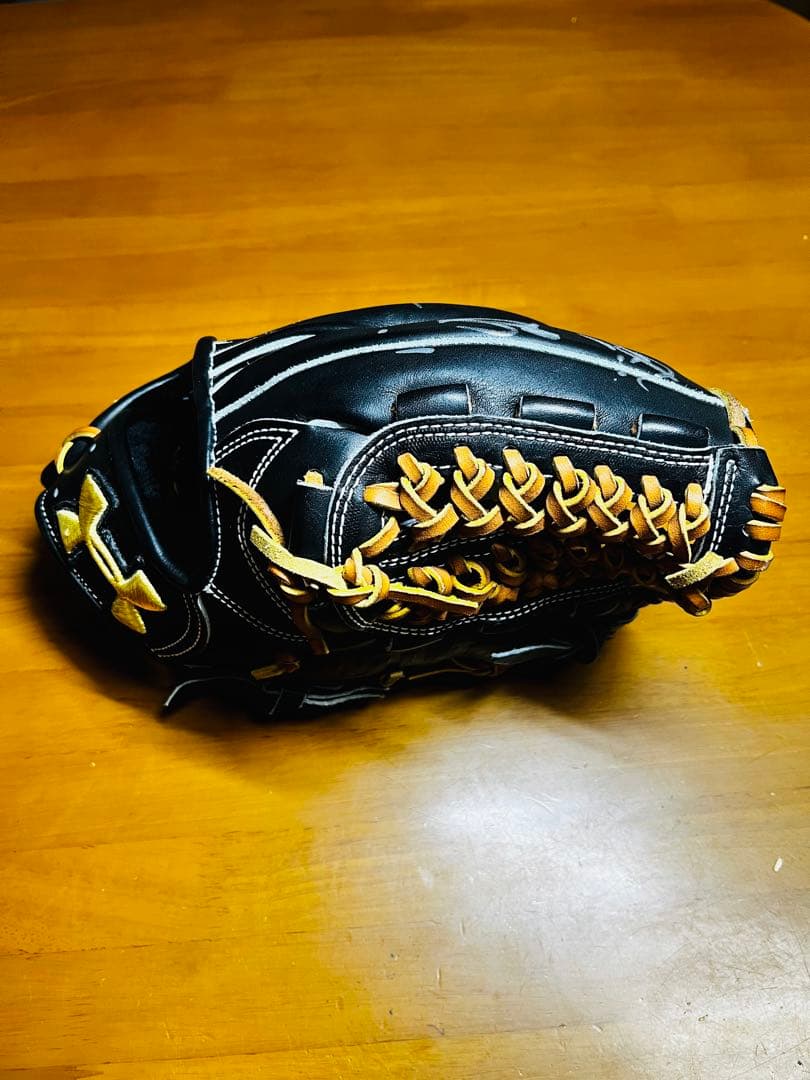 松田選手　3番　サイン入り 黒 レザー 硬式野球グローブ
