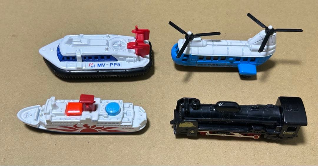日本製 トミカ ギフトセット 特殊乗物セット