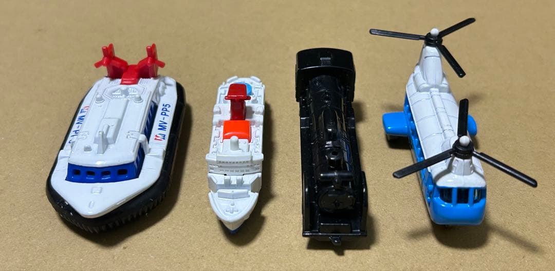日本製 トミカ ギフトセット 特殊乗物セット