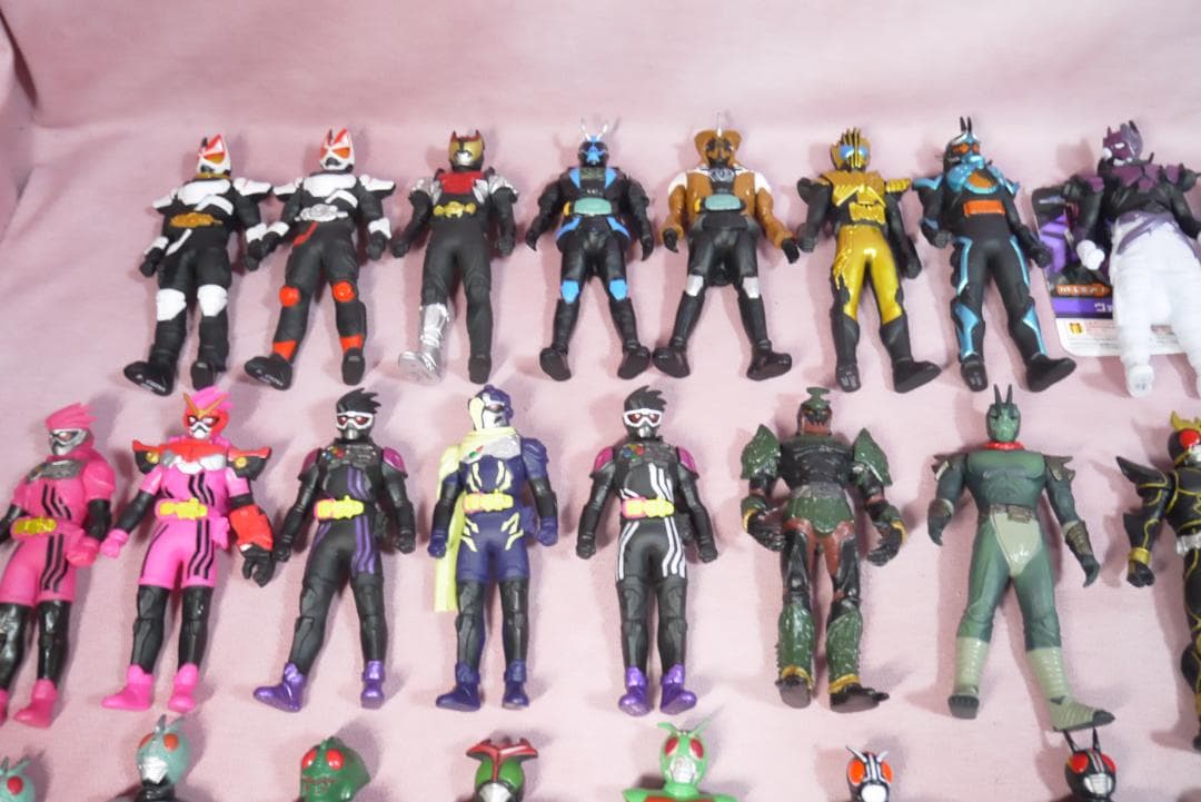 仮面ライダー　ミニソフビ　107体