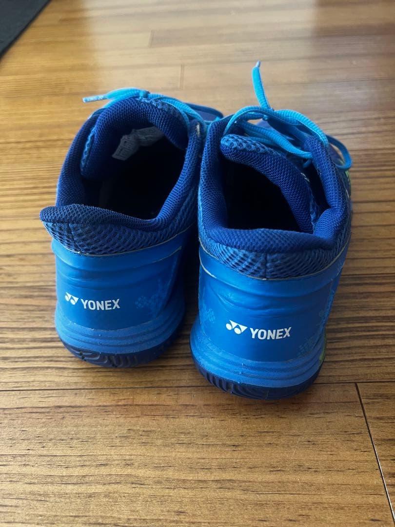 Yonex バドミントンシューズ 青　27.5cm