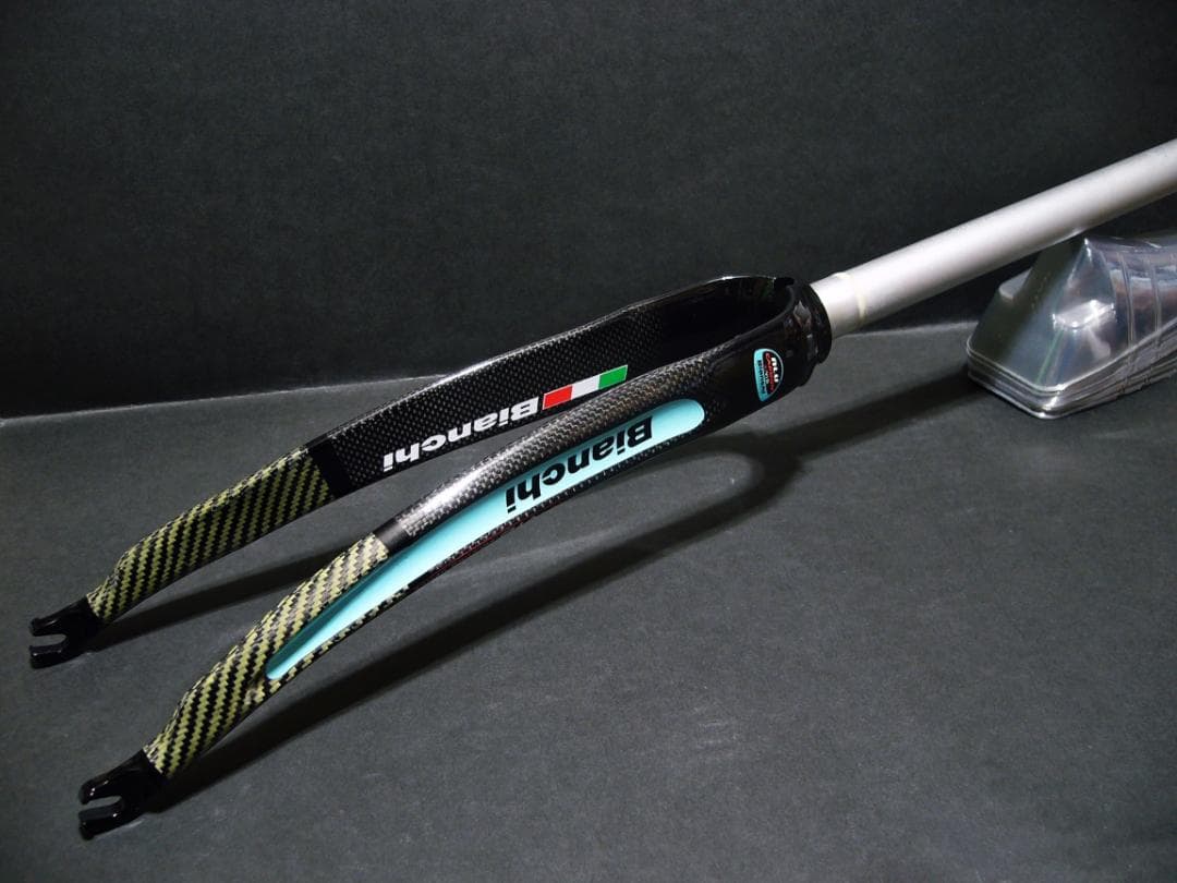 新品　ビアンキ　Bianchi KVID カーボン フロントフォーク