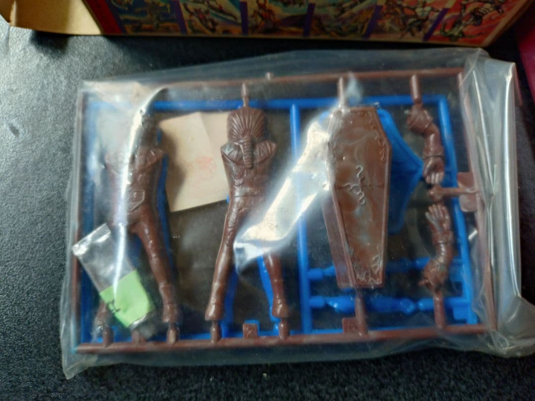 バンダイ　仮面ライダー対エジプタン　プラモデル　ジャンク扱い