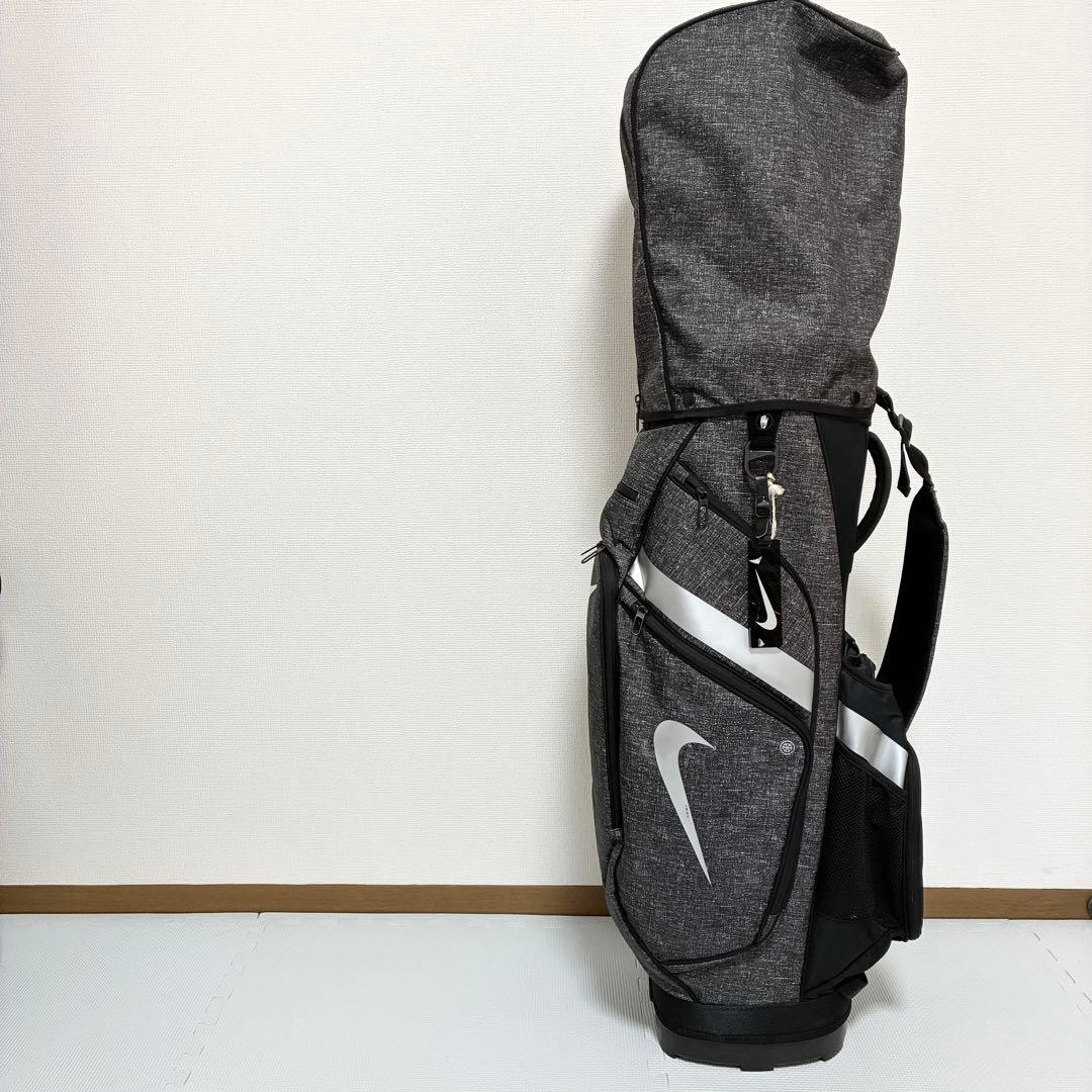 【未使用に近い・極美品】NIKE スタンド式　キャディバッグ　ゴルフ　ナイキ