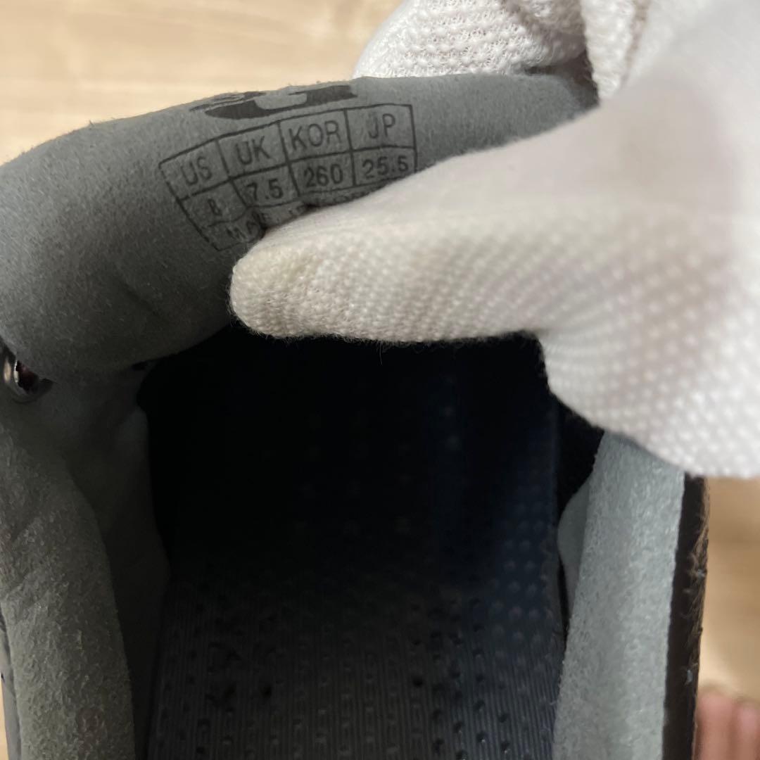 ボウリングシューズ