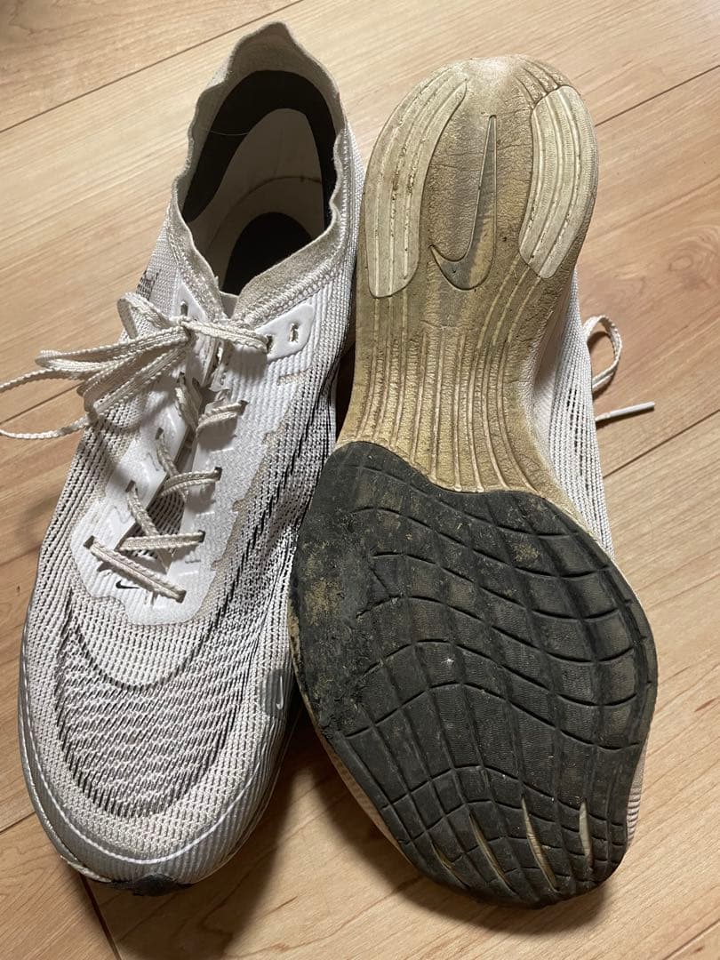 NIKE ベイパーフライ2