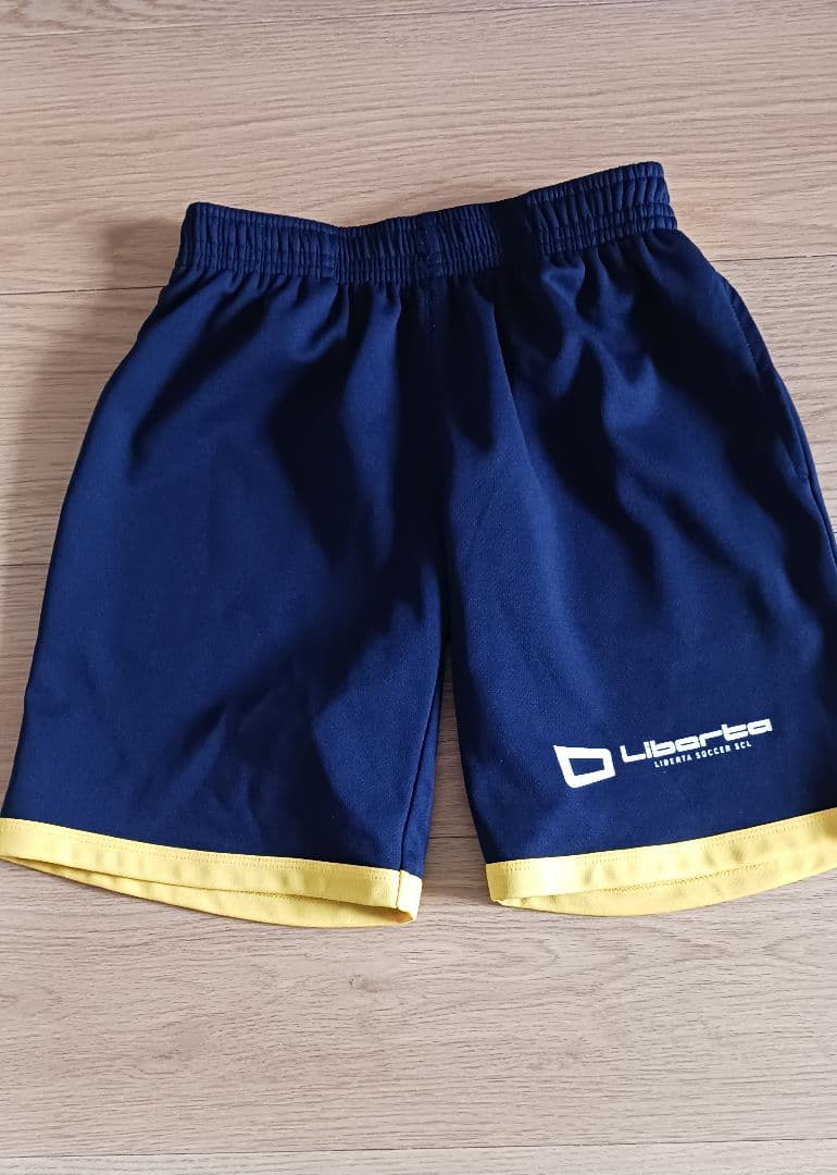 リベルタ　ユニフォームセット