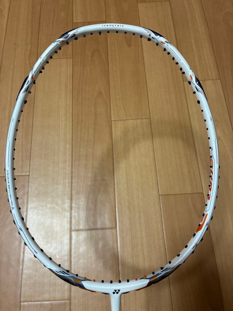 Yonex Voltric 70 E-tune バドミントンラケット3UG5